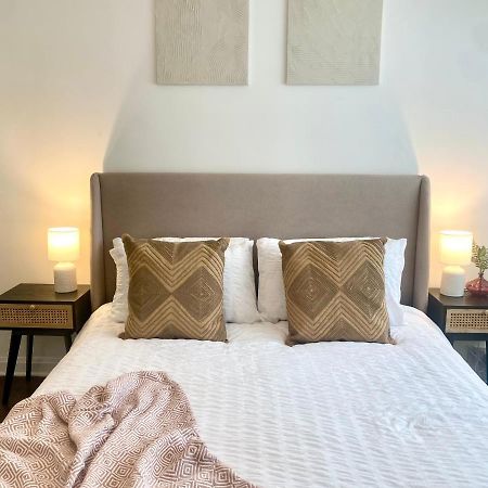 Newly Refurbished 2 Bedroom Apartment In South London Exterior foto