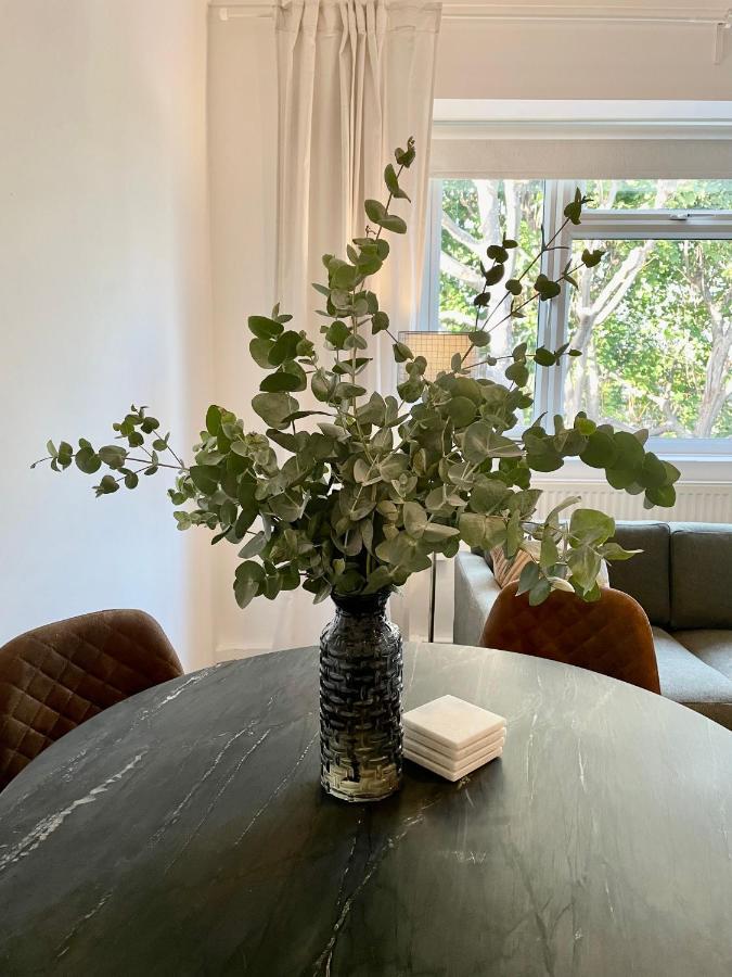 Newly Refurbished 2 Bedroom Apartment In South London Exterior foto