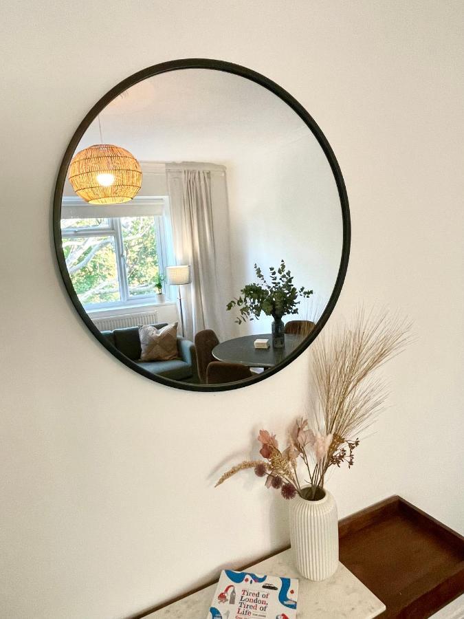 Newly Refurbished 2 Bedroom Apartment In South London Exterior foto
